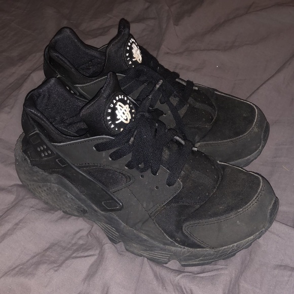 NIKE HUARACHE - Black Men’s shoe Size US8.5 - Picture 2 of 3